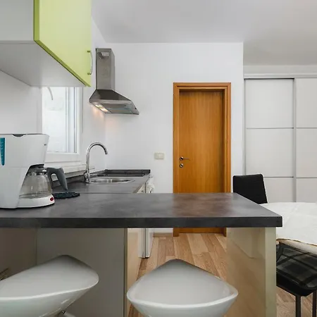 Guest house Mirjana House With 3*