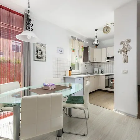 Mirjana House With
