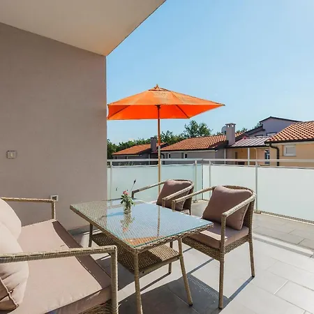 Mirjana House With Vendégház 3*